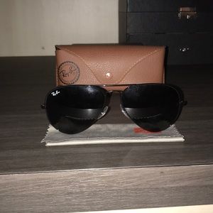 Ray Ban Black Aviators